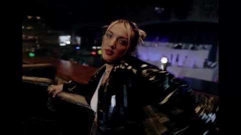 MARY GU - ОБОЖАЙ